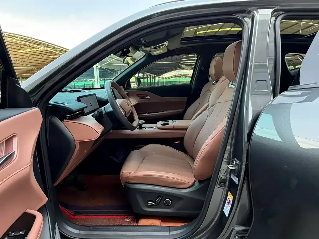 Changan UNI-Z 2025 из CN, фото 7
