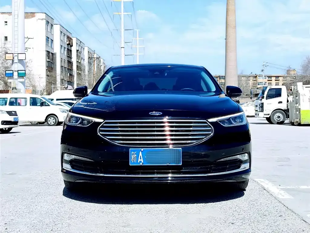 Ford Taurus 2022 из CN, фото 8