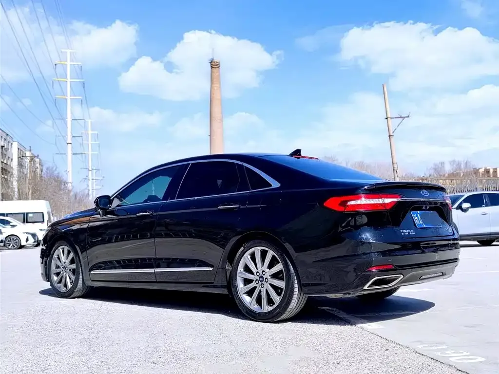 Ford Taurus 2022 из CN, фото 3