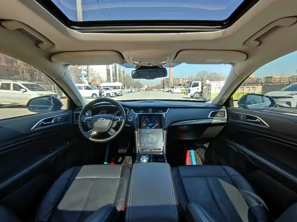 Ford Taurus 2022 из CN, фото 6