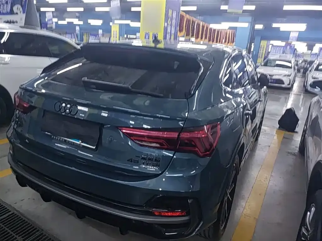 Audi Q3 Sportback — фото 7