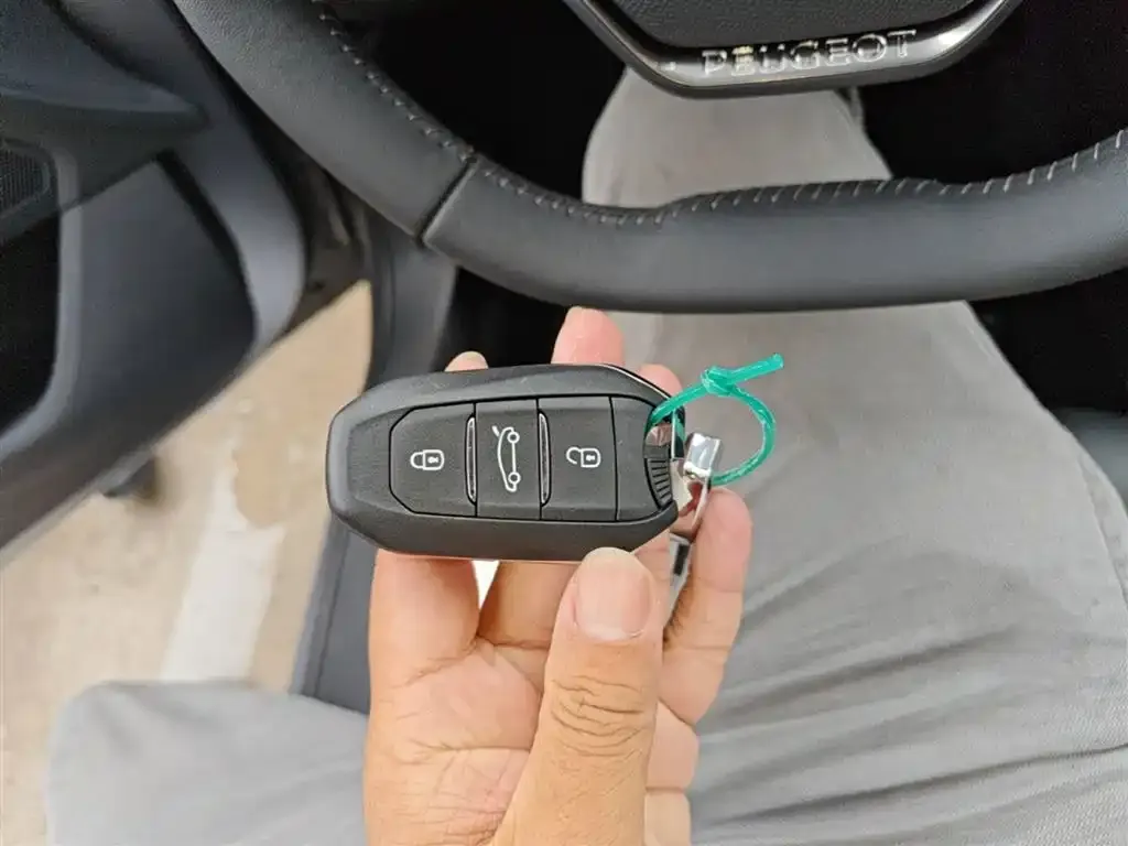 Peugeot 408 2026 из CN, фото 4