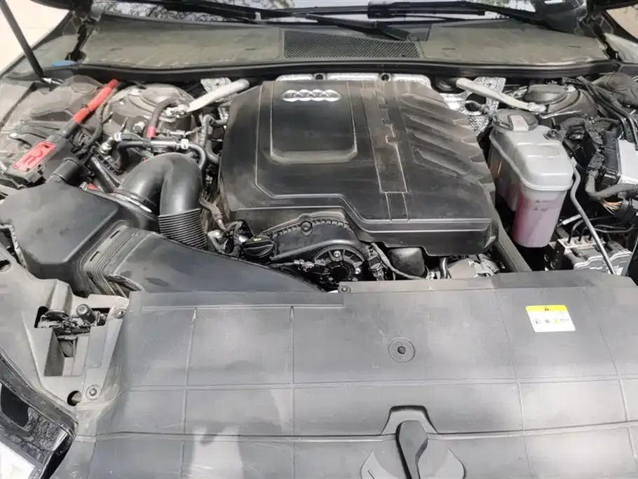 Audi A7L 2024 из CN, фото 3
