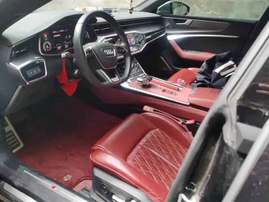 Audi A7L 2024 из CN, фото 7