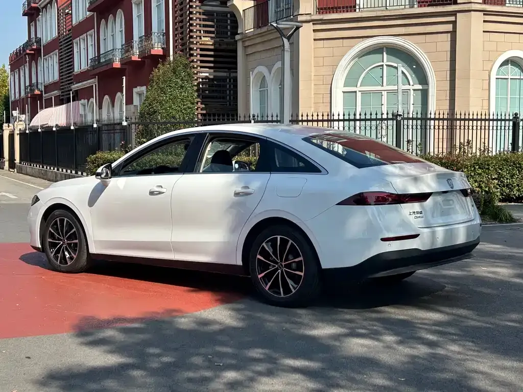 Roewe D7 2026 из CN, фото 8