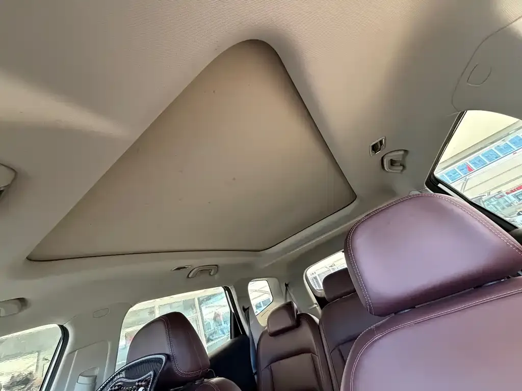 Geely Haoyue 2022 из CN, фото 2