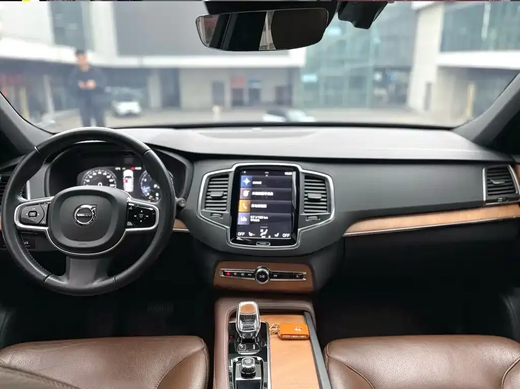 Volvo XC90 2022 из CN, фото 2