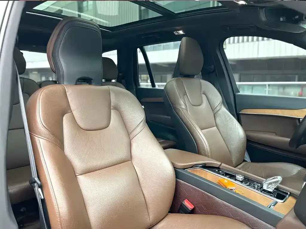Volvo XC90 2022 из CN, фото 9