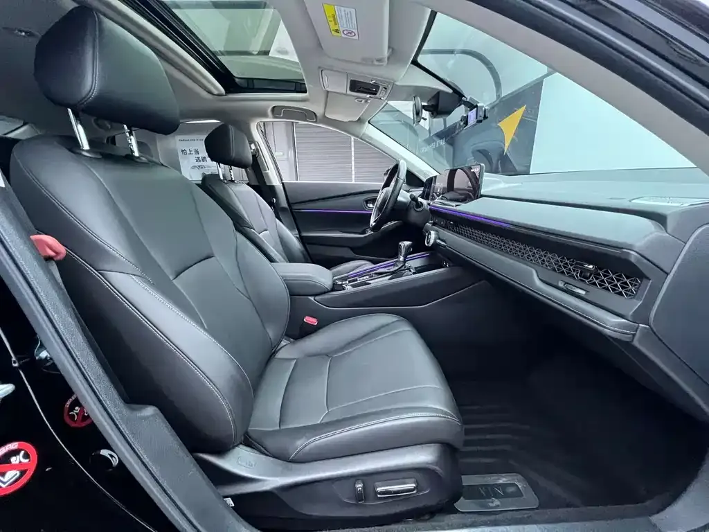 Honda Accord — фото 5