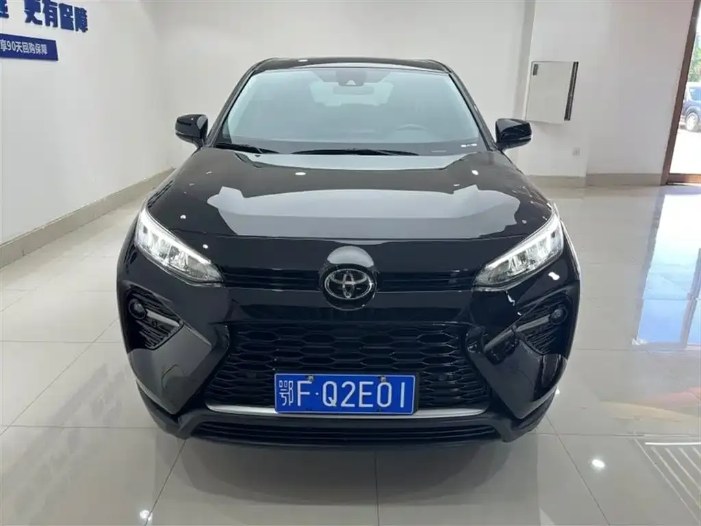 Toyota Wildlander — фото 2