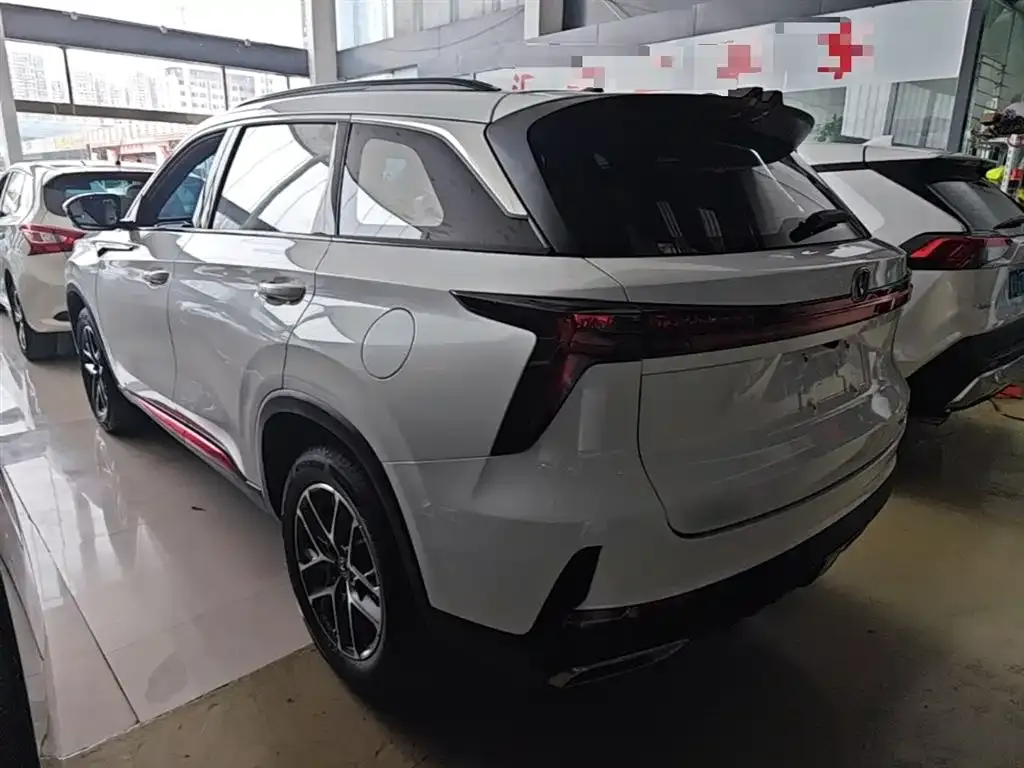 Changan CS75PLUS — фото 4