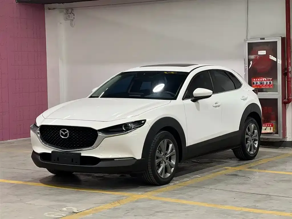 Mazda CX-30 — фото 1