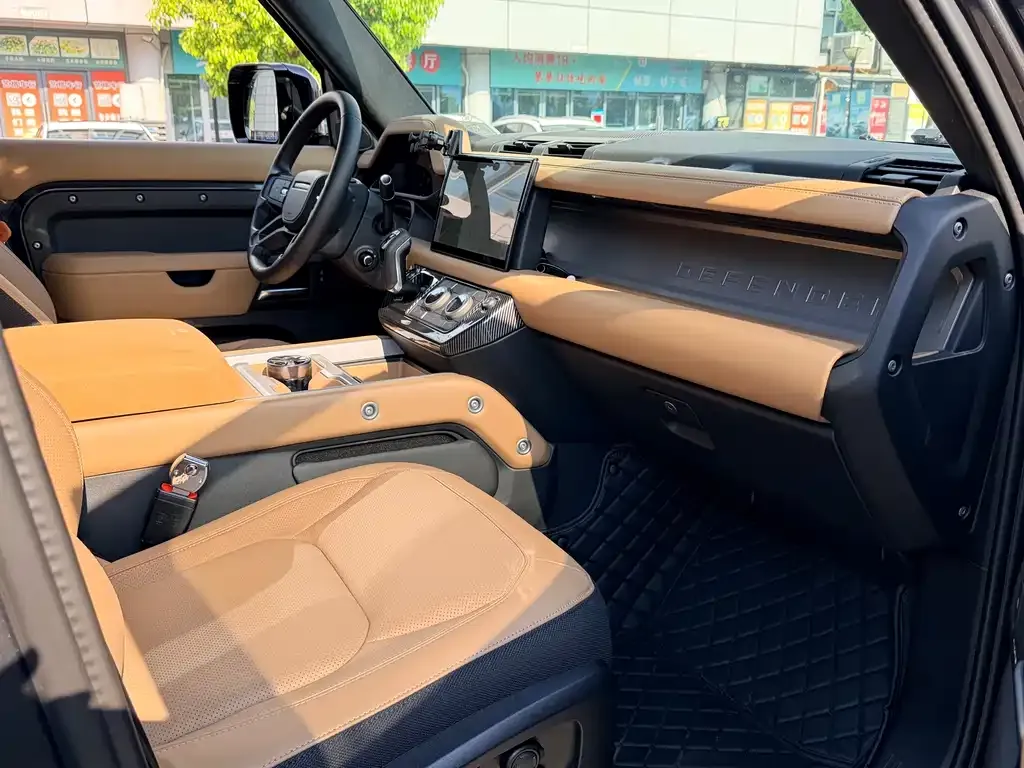 Land Rover Defender — фото 4