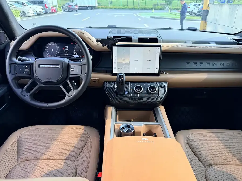 Land Rover Defender — фото 5