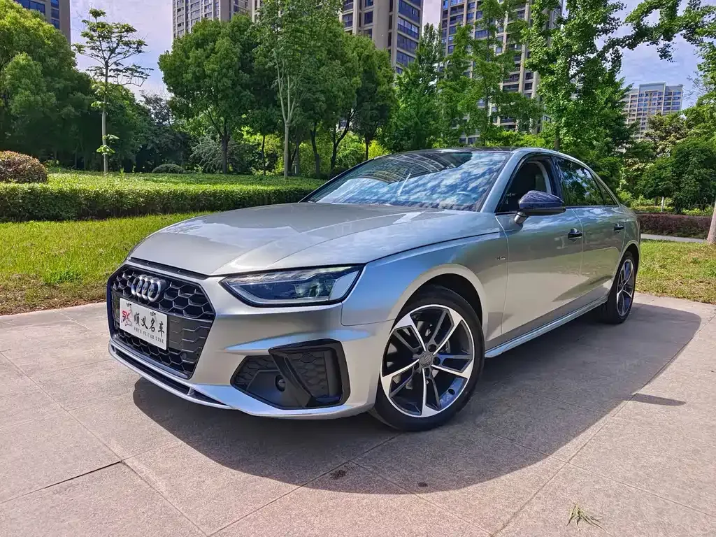 Audi A4L 2021 из CN, фото 1