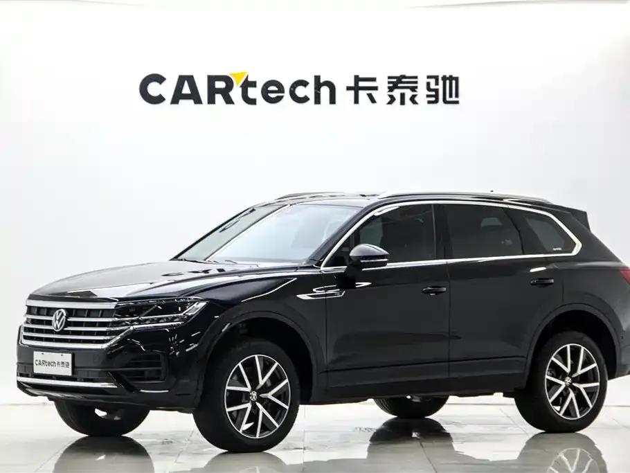 Volkswagen Touareg — фото 4