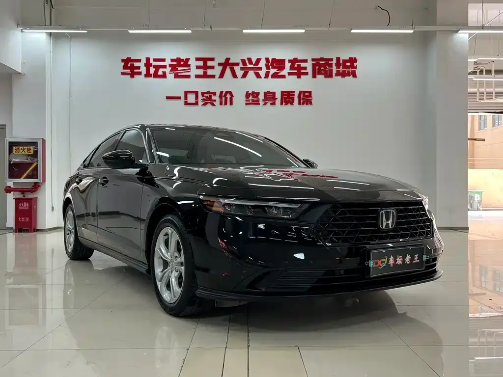 Honda Accord — фото 6