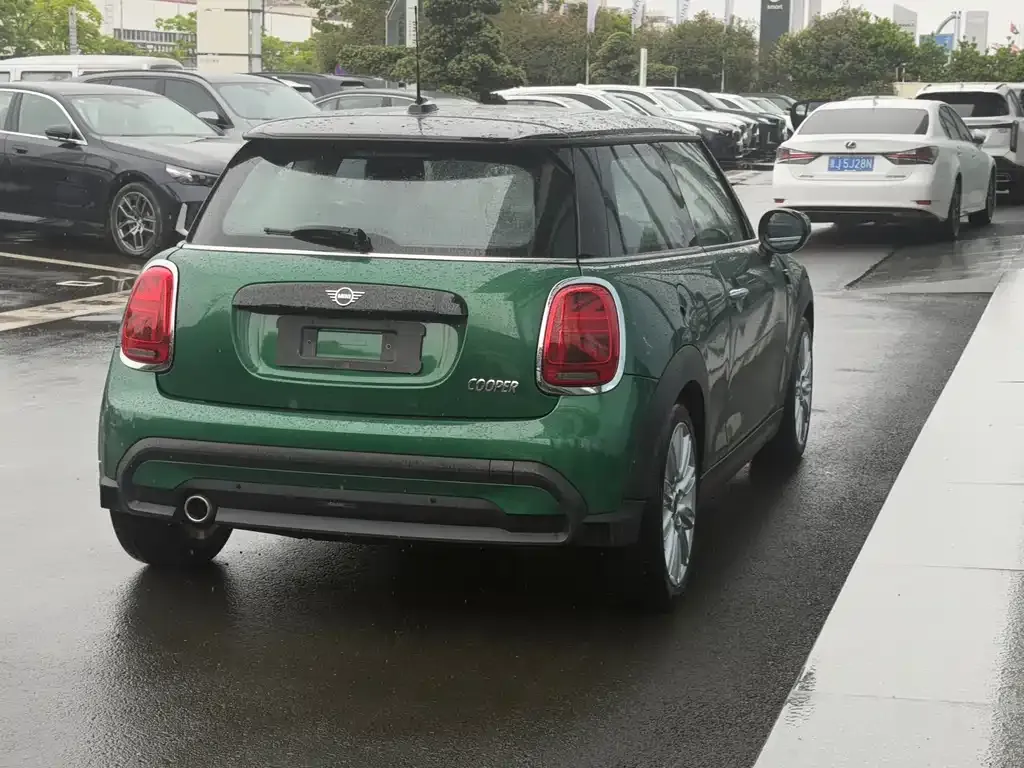MINI Cooper (3-door) 2022 из CN, фото 6