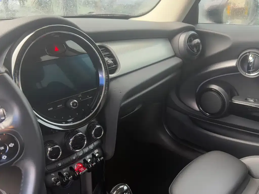 MINI Cooper (3-door) 2022 из CN, фото 2