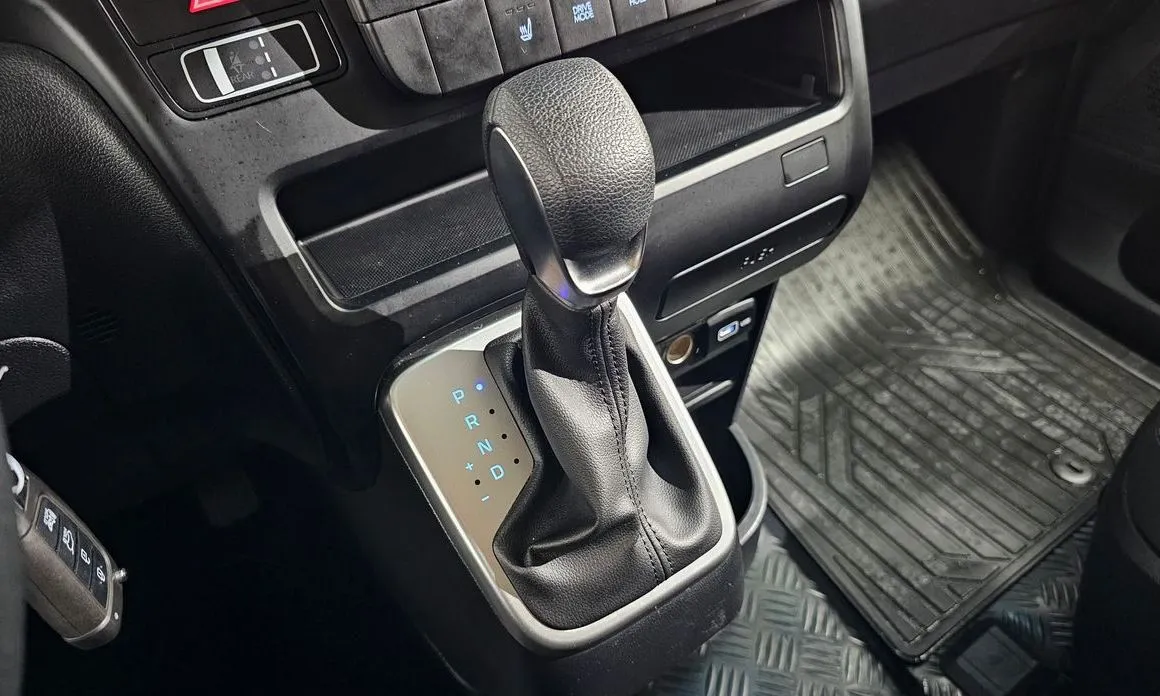 Hyundai Staria — фото 10