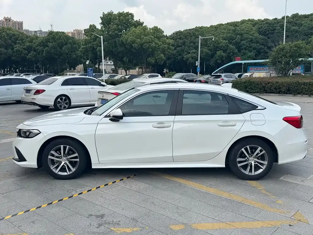 Honda Civic — фото 9