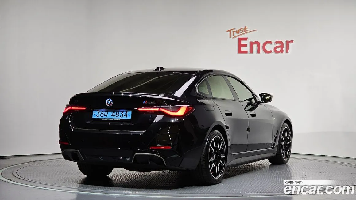 BMW i4 2023 из KR, фото 5
