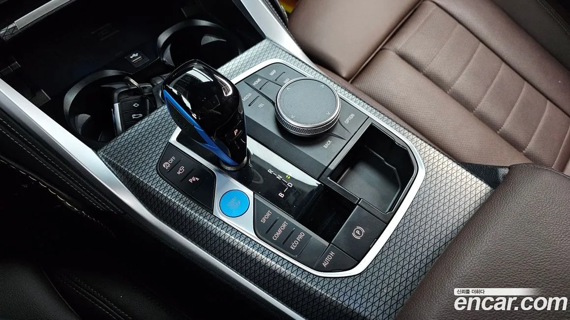BMW i4 2023 из KR, фото 7
