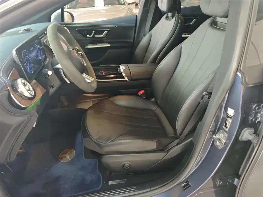 Mercedes-Benz EQE 2023 из CN, фото 8