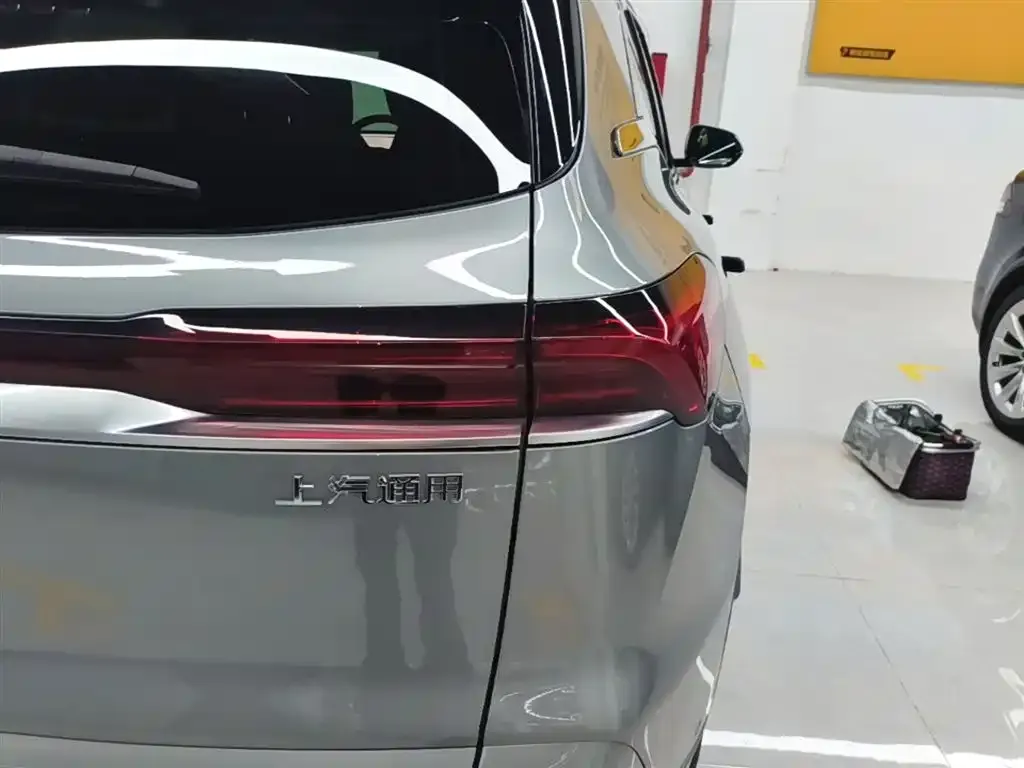 Buick E5 2025 из CN, фото 4