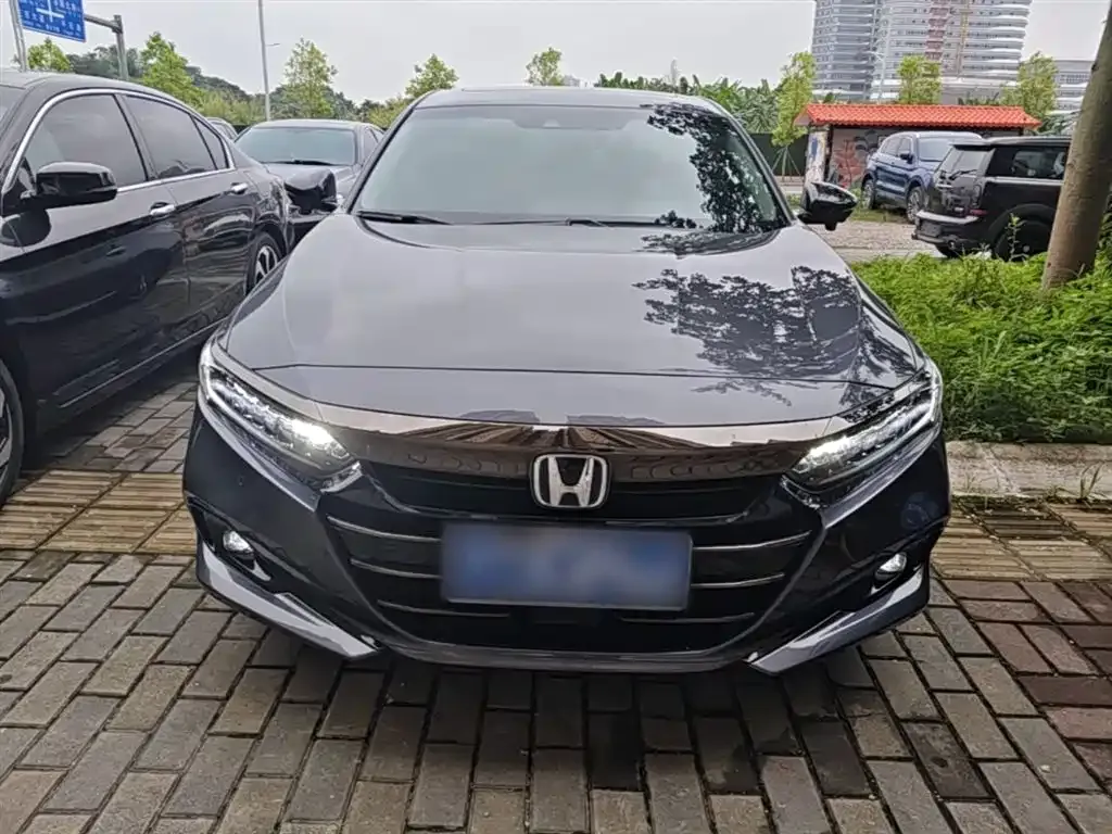 Honda Accord — фото 4