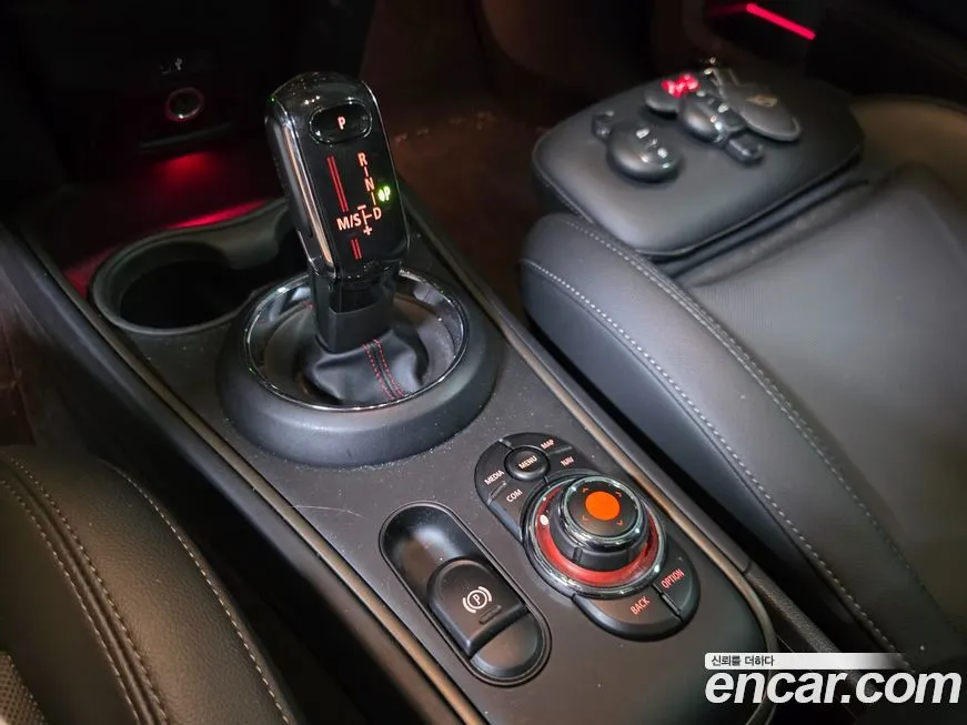 Mini Countryman 2021 из KR, фото 9