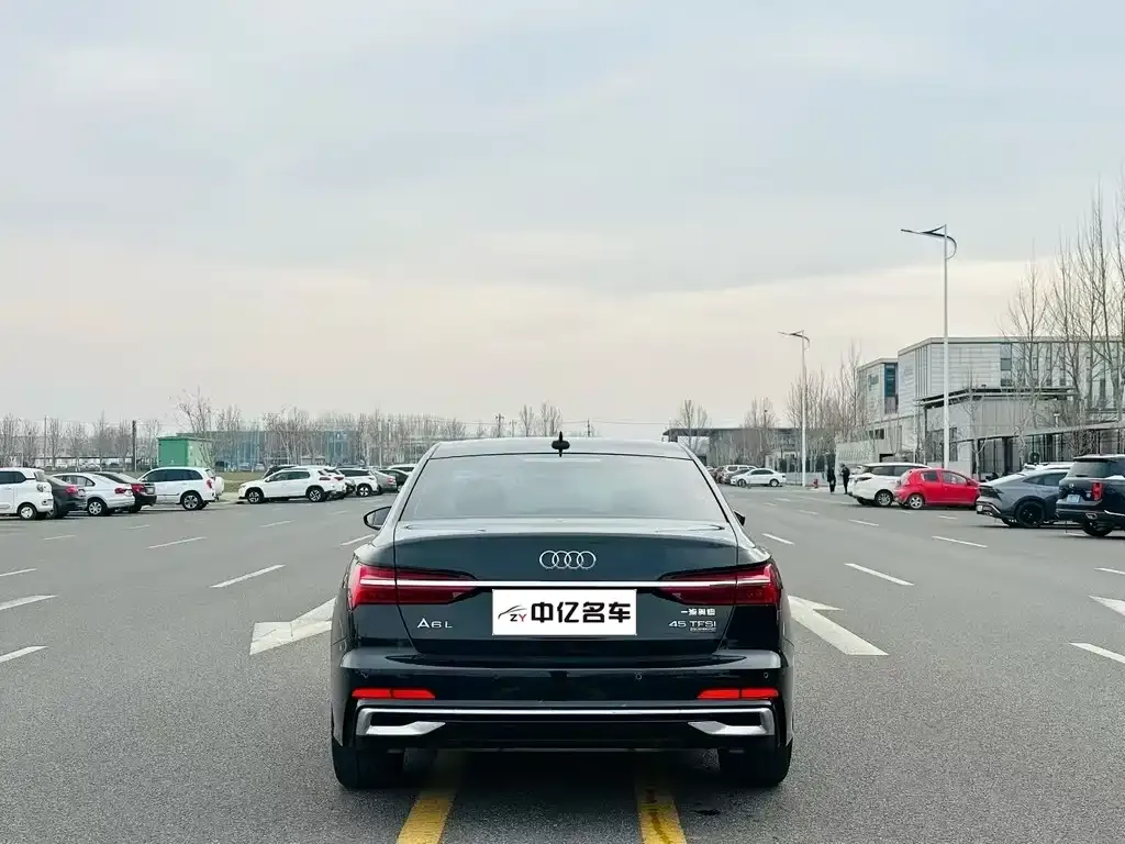 Audi A6L 2021 из CN, фото 5