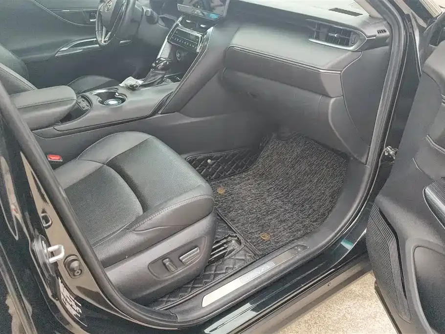 Toyota Venza 2022 из CN, фото 10