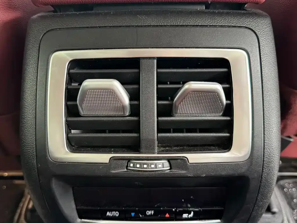 BMW iX3 2023 из CN, фото 6