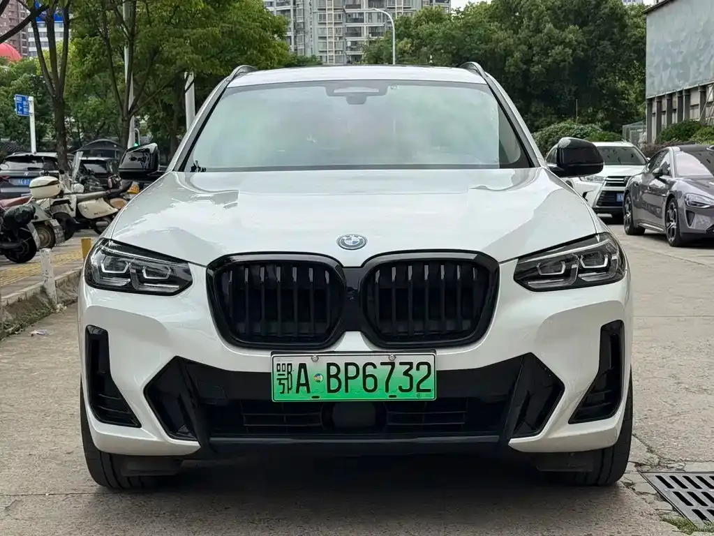 BMW iX3 2023 из CN, фото 4