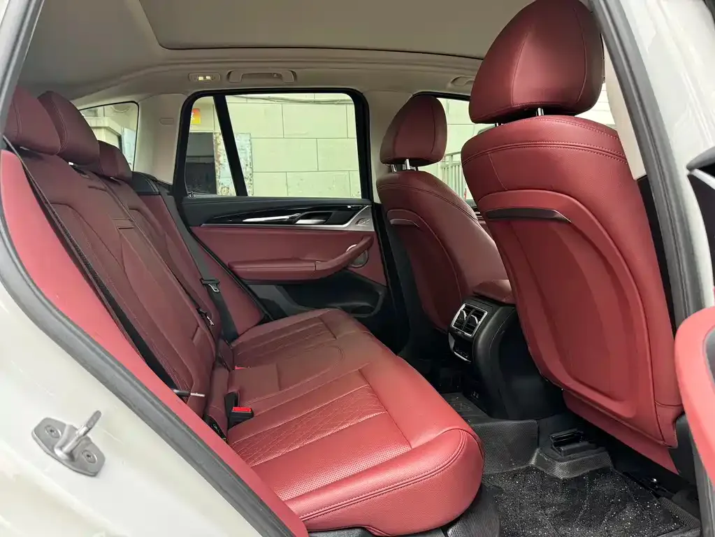 BMW iX3 2023 из CN, фото 2