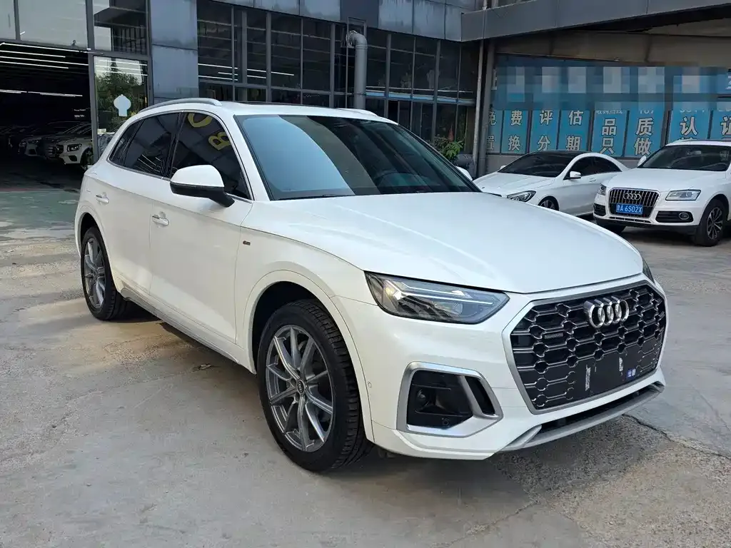 Audi Q5L 2023 из CN, фото 10