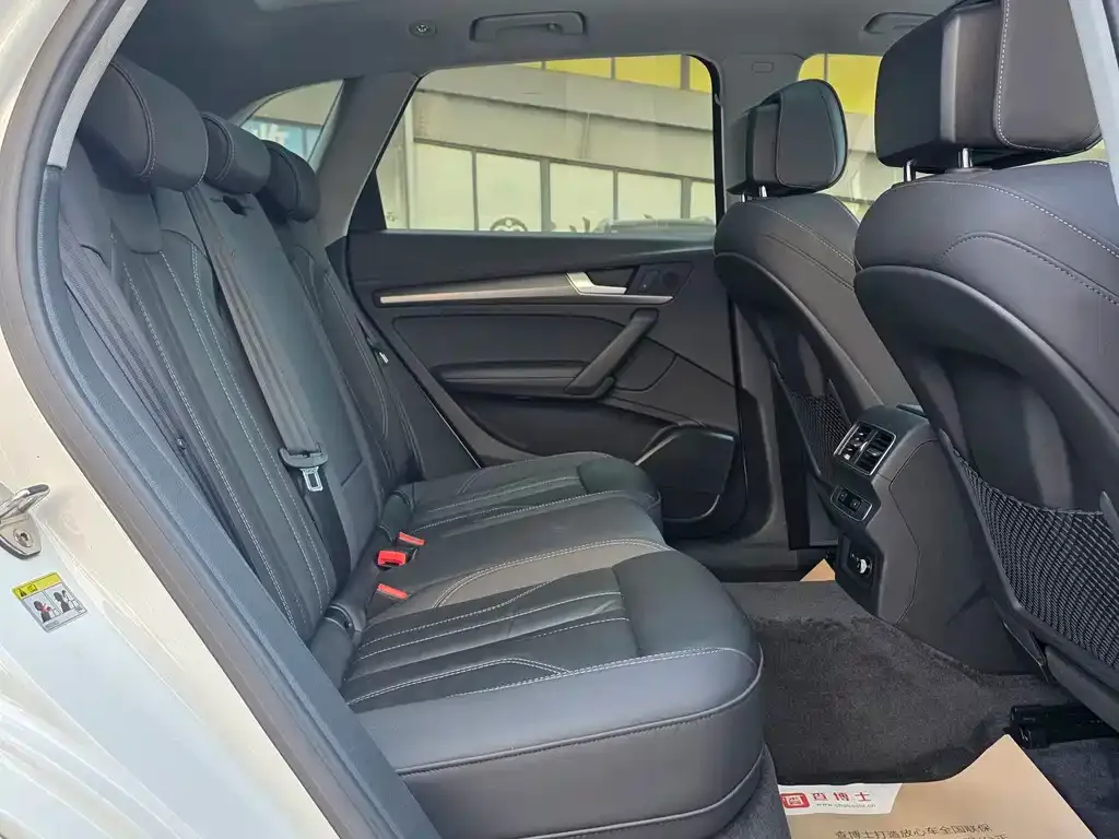 Audi Q5L 2023 из CN, фото 9