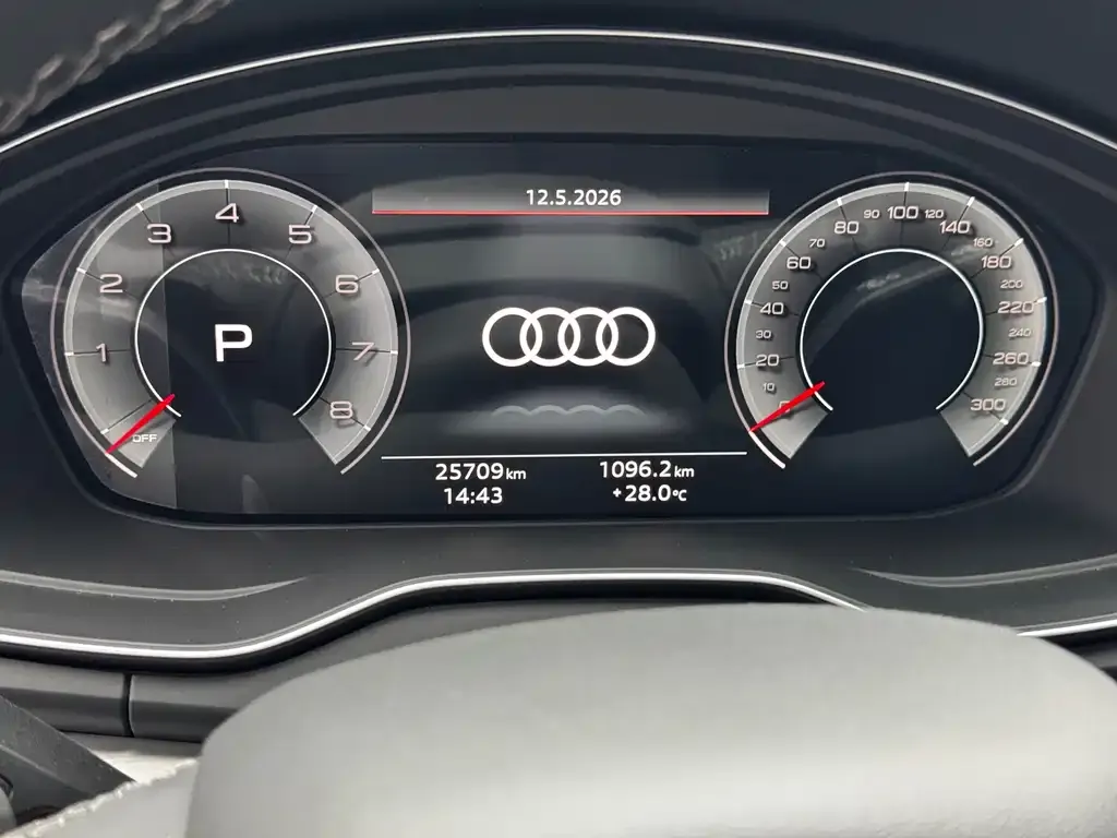 Audi Q5L — фото 2