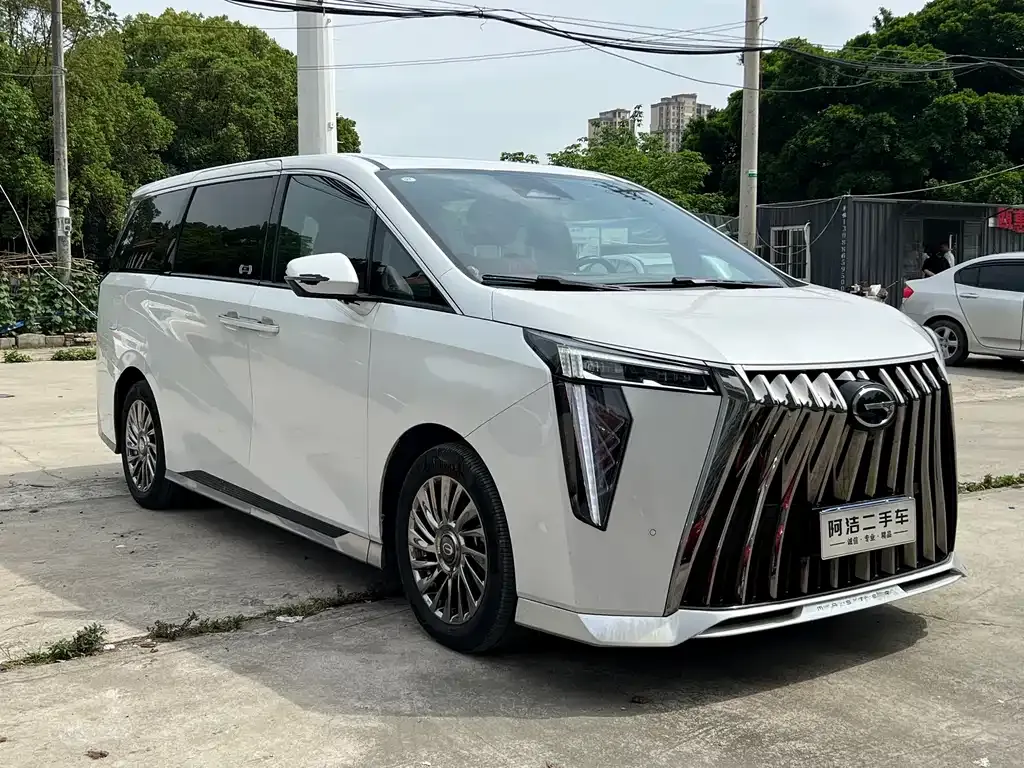 GAC Motor Trumpchi M8 — фото 9
