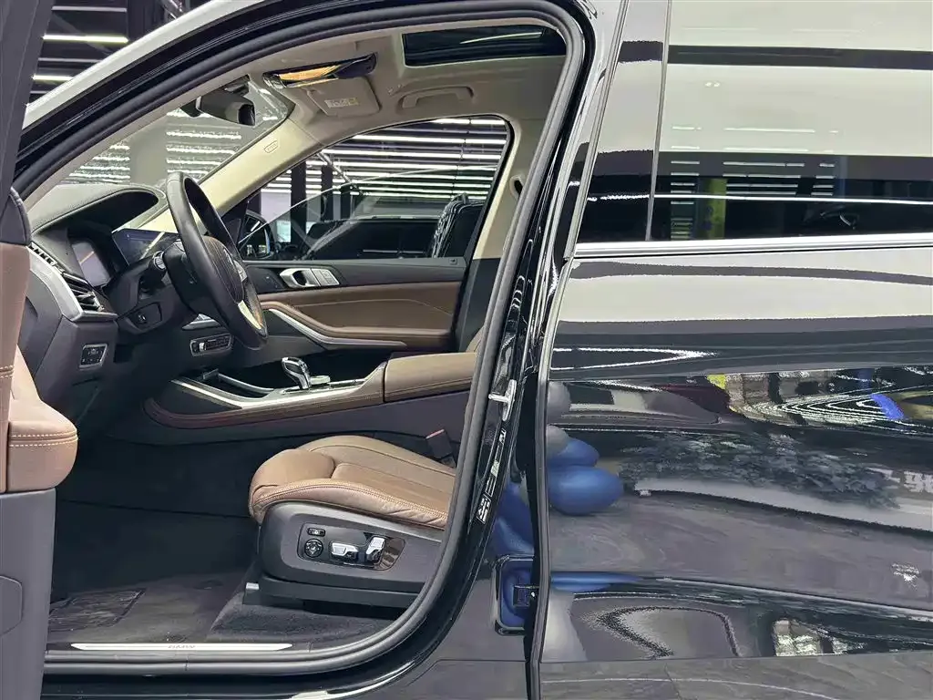 BMW X7 2022 из CN, фото 9