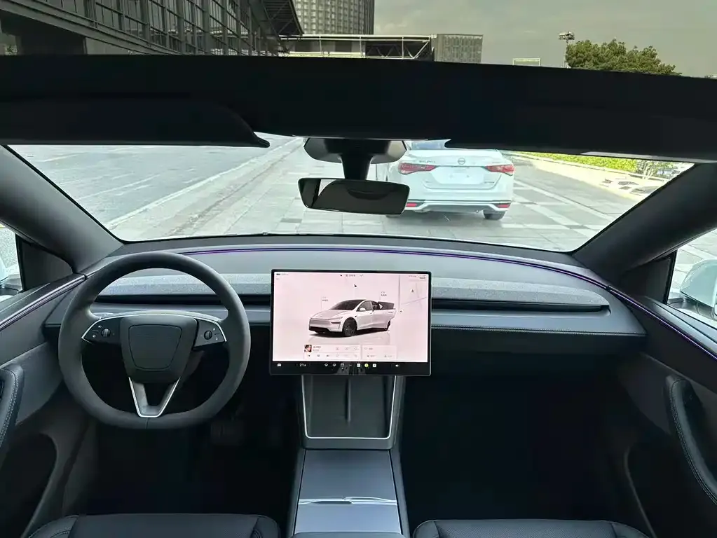 Tesla Model Y — фото 6