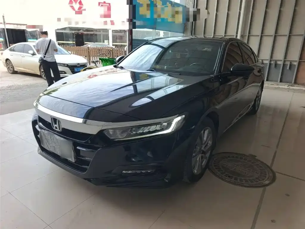 Honda Accord — фото 5