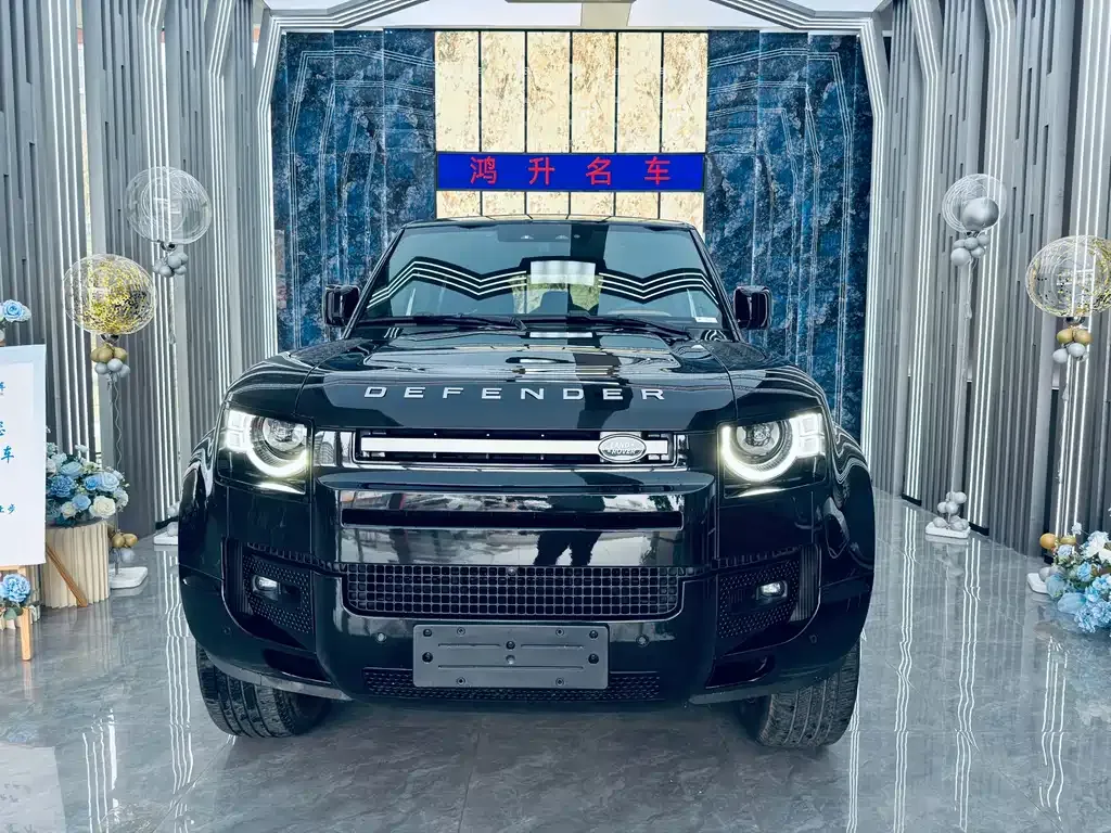 Land Rover Defender — фото 10