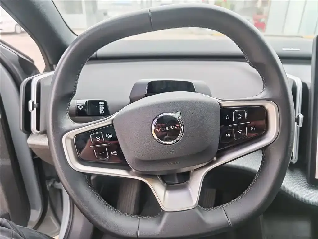 Volvo EX30 2024 из CN, фото 7
