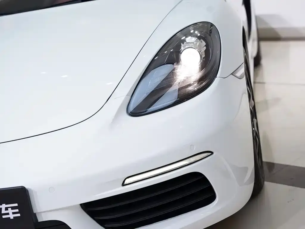 Porsche 718 2022 из CN, фото 6