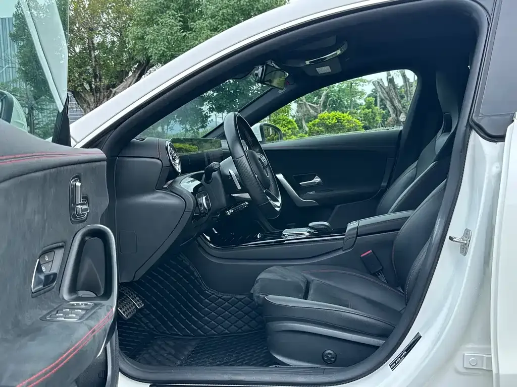 Mercedes-Benz GLA — фото 3