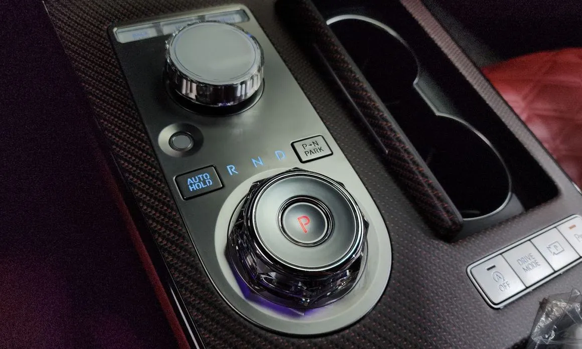 Genesis G80 — фото 10