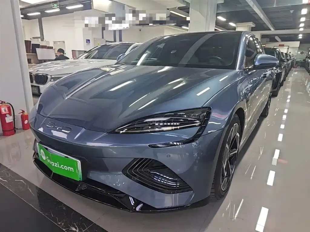 BYD Seal — фото 1