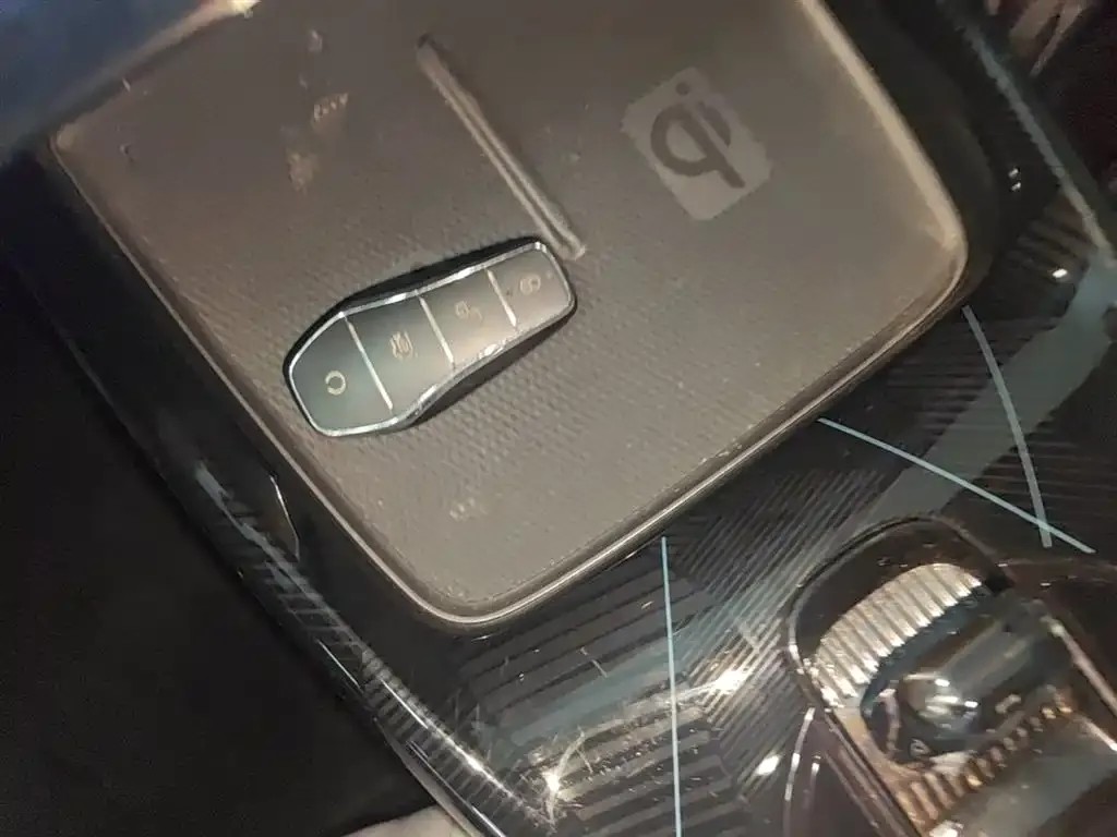 BYD Seal — фото 3